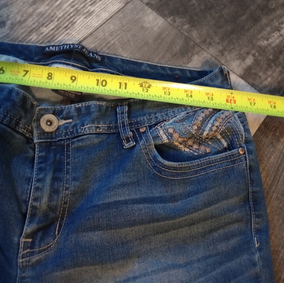 Amethyst Women's Size 13/14 Geneva Jeans - Picture 3 of 9